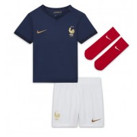 Frankrike Karim Benzema #19 Hemmaställ Barn VM 2022 Korta ärmar (+ Korta byxor)